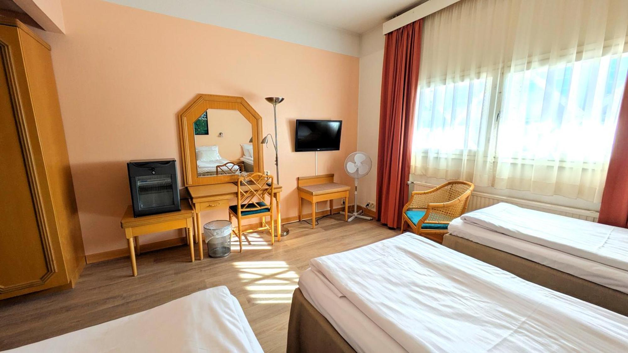 Hiisi Hotel Turku Seaport ภายนอก รูปภาพ
