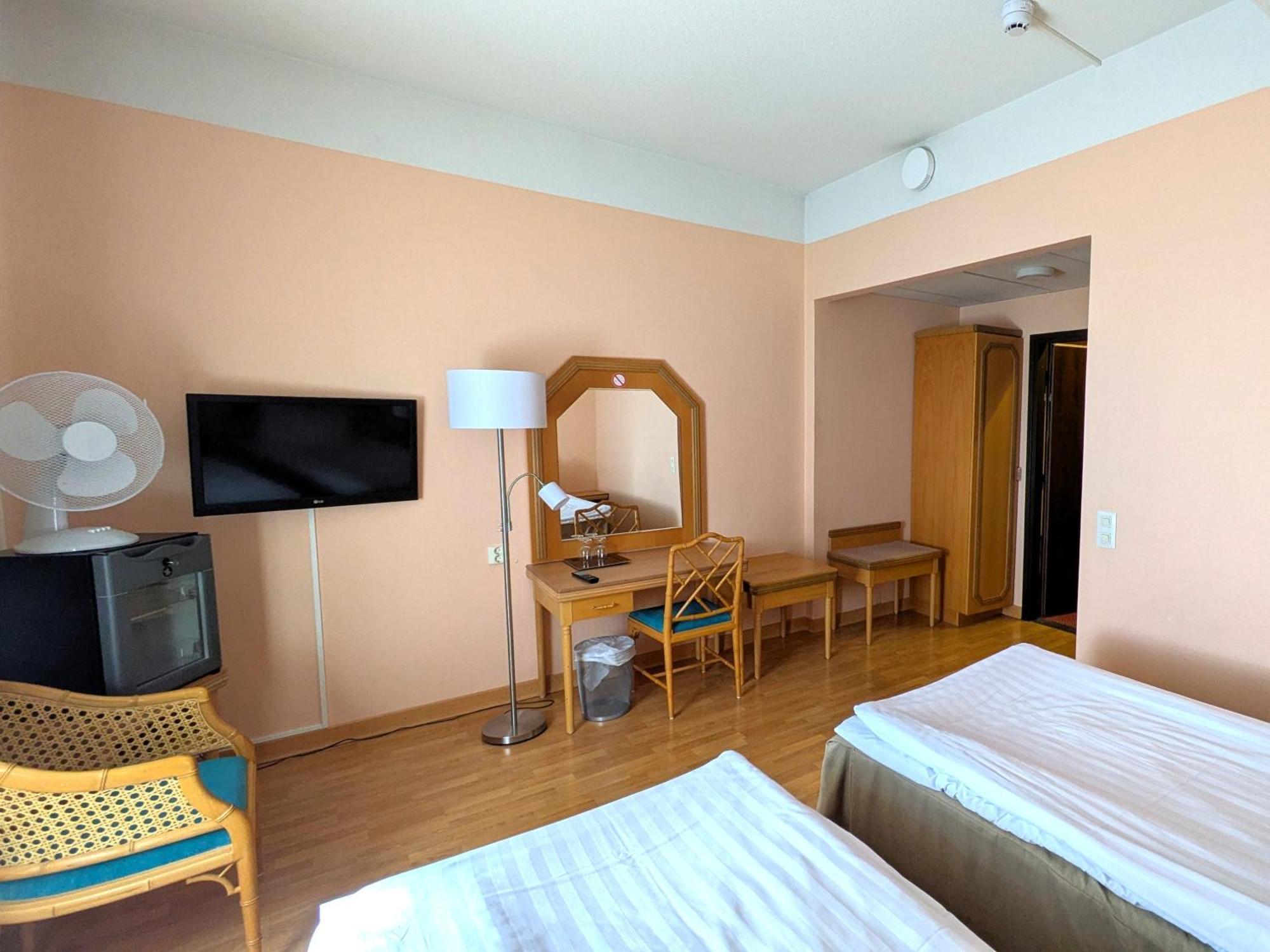 Hiisi Hotel Turku Seaport ภายนอก รูปภาพ