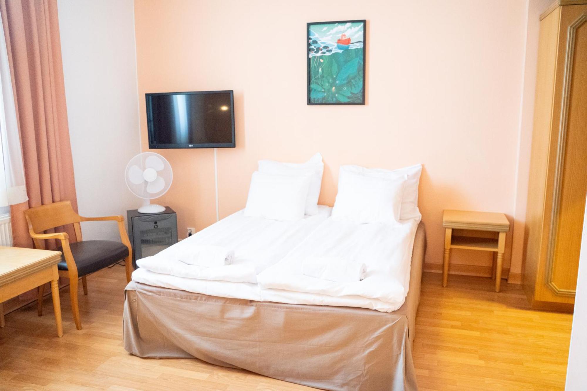 Hiisi Hotel Turku Seaport ภายนอก รูปภาพ